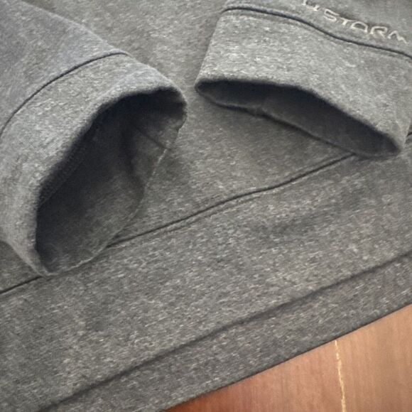 Under Armour Storm Mens Loose Pullover Hoodie Big Logo Size Medium Gray Red - Picture 5 of 8